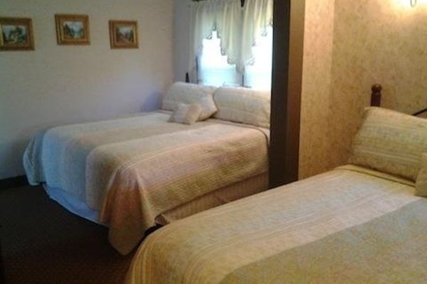 Hotel LAZY POND BED AND BREAKFAST (Loomis)